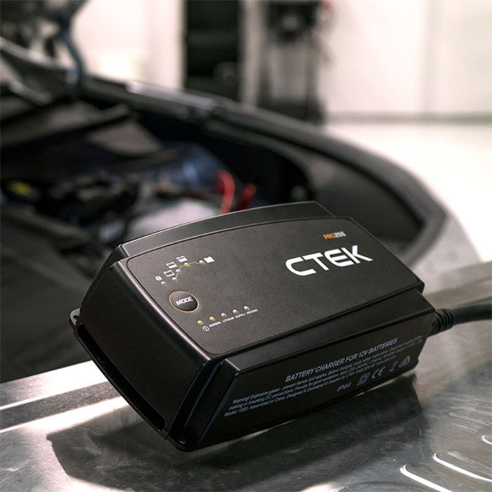 CTEK PRO25S Ladegerät 12V
