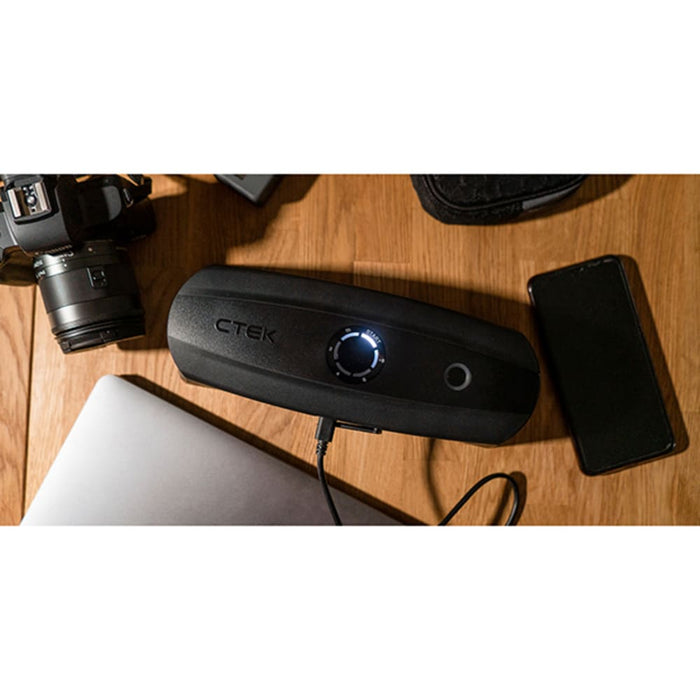 CTEK CS FREE portables 12V Batterieladegerät
