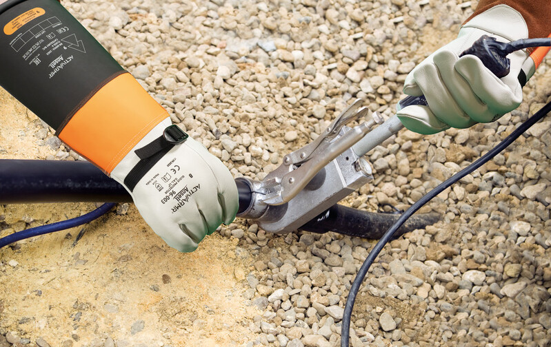 ActivArmr Elektrische Schutzklasse 4 - RIG418B