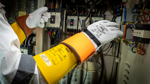 ActivArmr Elektrischer Schutz Klasse 1 - RIG114B